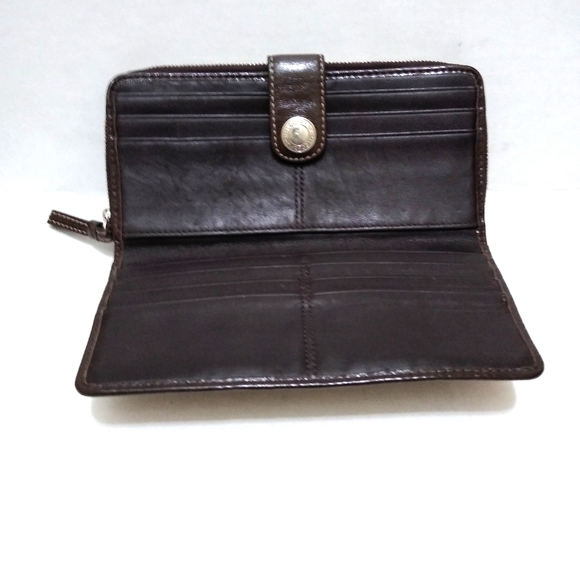 Coach Accordion Zip Wallet - Picture 3 of 5